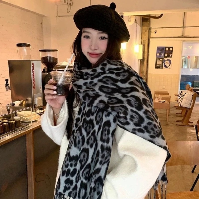 2025 New Retro Silk Leopard Pa - Mens Accessories Style 评论和价格